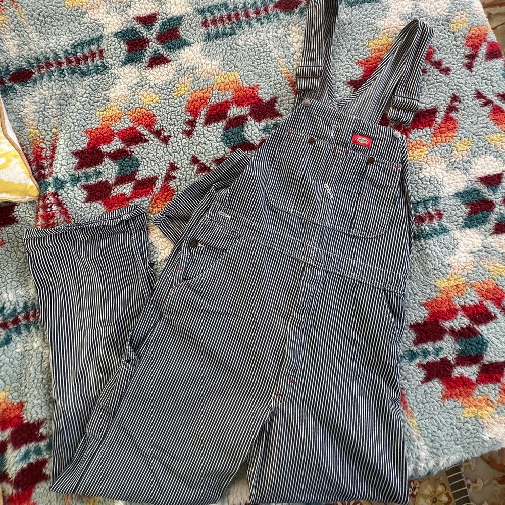 Men’s Dickies Hickory Bib Overalls size 32..